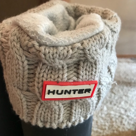 Matte Black Hunter Rainboots w/ Inserts - Picture 2 of 4